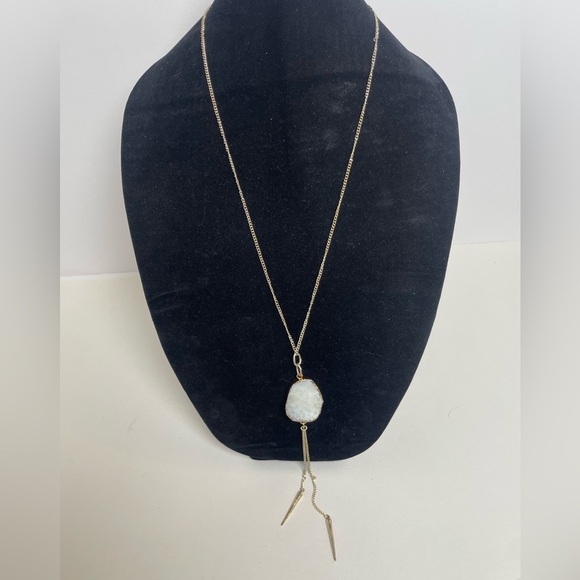Geode Crystal Necklace with White Pendant and Gold Tone Dangles - Picture 1 of 12